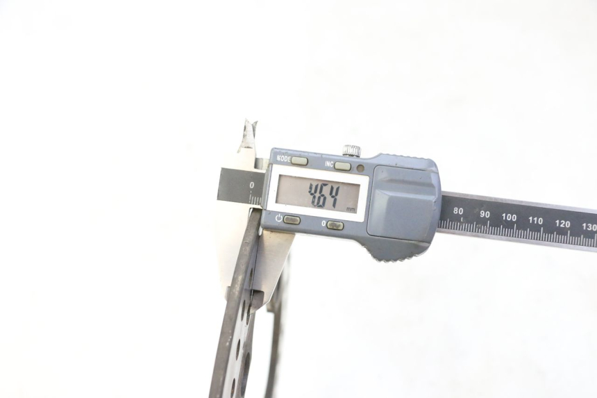 photo de ACHTERREM SCHIJF HONDA FES S-WING SWING ABS 125 (2007 - 2015) - Zoom op gebruiksstaat