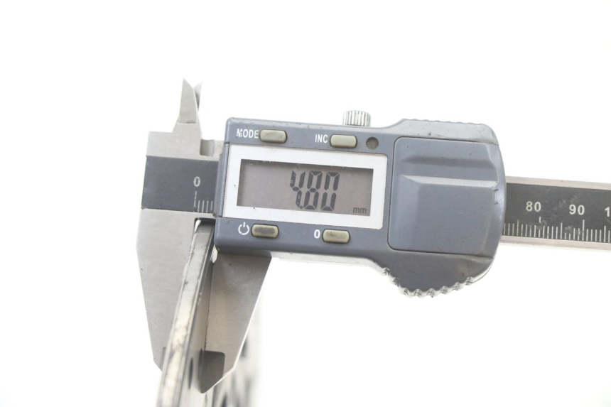 photo de ACHTERREM SCHIJF YAMAHA FZ6 FAZER S2 600 (2007 - 2011) - Technische close-up