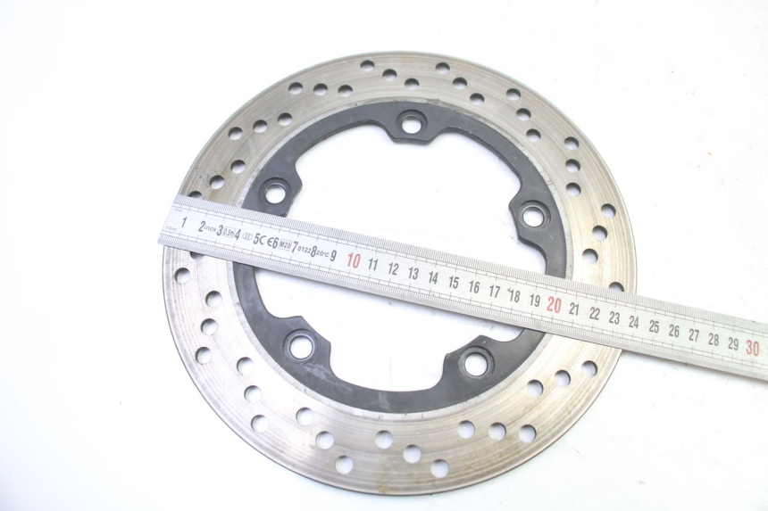 photo de ACHTERREM SCHIJF SUZUKI GSR 750 (2011 - 2017) - Zoom op gebruiksstaat