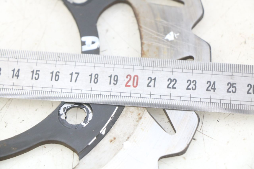 photo de ACHTERREM SCHIJF YAMASAKI RAPTOR 50 (2013 - 2018) - Zoom op gebruiksstaat