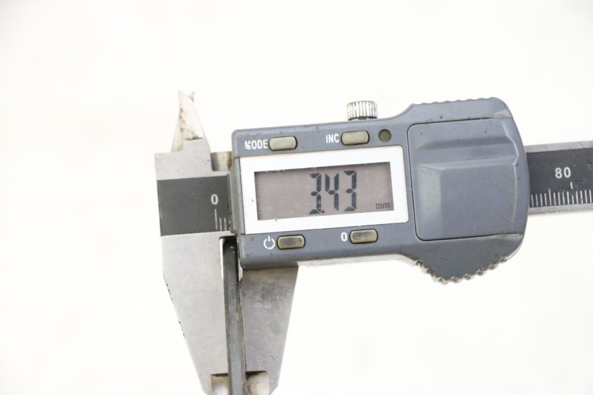 photo de ACHTERREM SCHIJF APOLLO RFZ 125 - Detail van het onderdeel