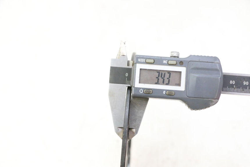 photo de ACHTERREM SCHIJF APOLLO RFZ 125 - Detail van het onderdeel