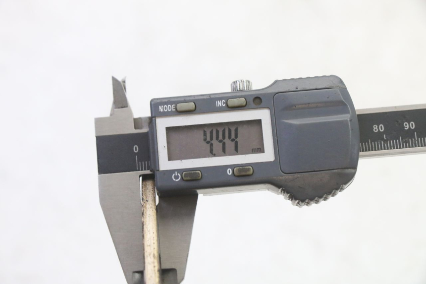 photo de ACHTERREM SCHIJF HYTRACK S 150 (2003 - 2011) - Technische close-up