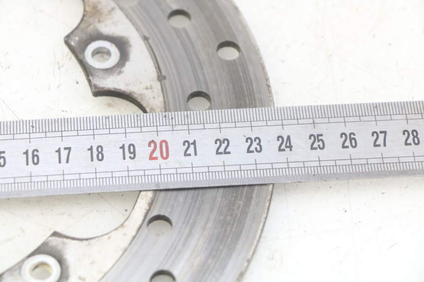 photo de ACHTERREM SCHIJF PIAGGIO X9 125 (2000 - 2003) - Detail van het onderdeel