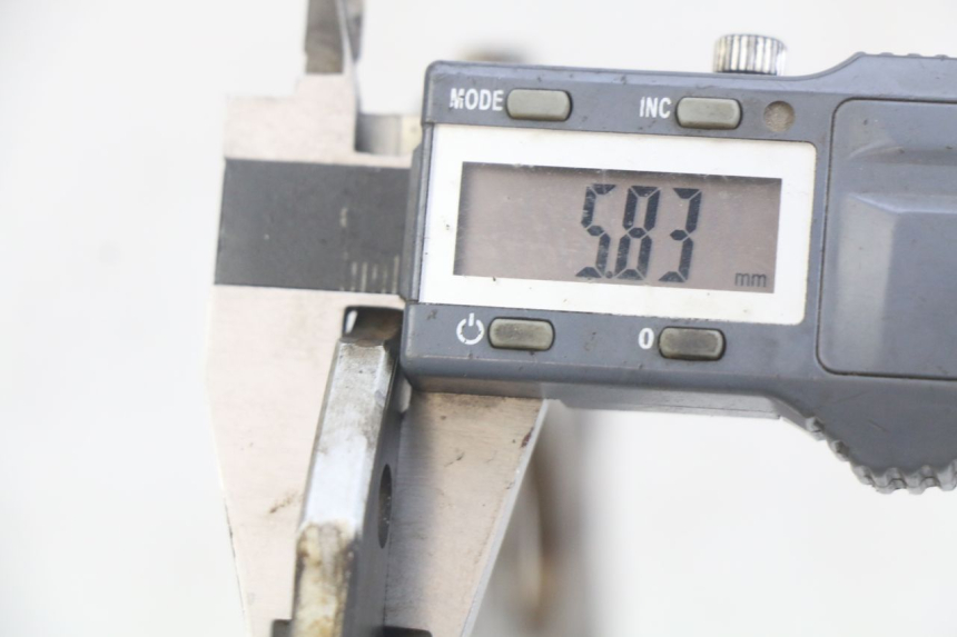 photo de ACHTERREM SCHIJF KAWASAKI Z 750 (2007 - 2013) - Andere kijkhoek