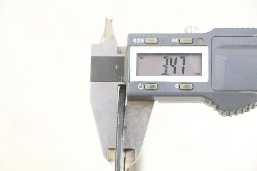 photo de VOORREM SCHIJF ORION AGB37 CRF1 DIRT BIKE 125 (2013 - 2021) - Detail van het onderdeel