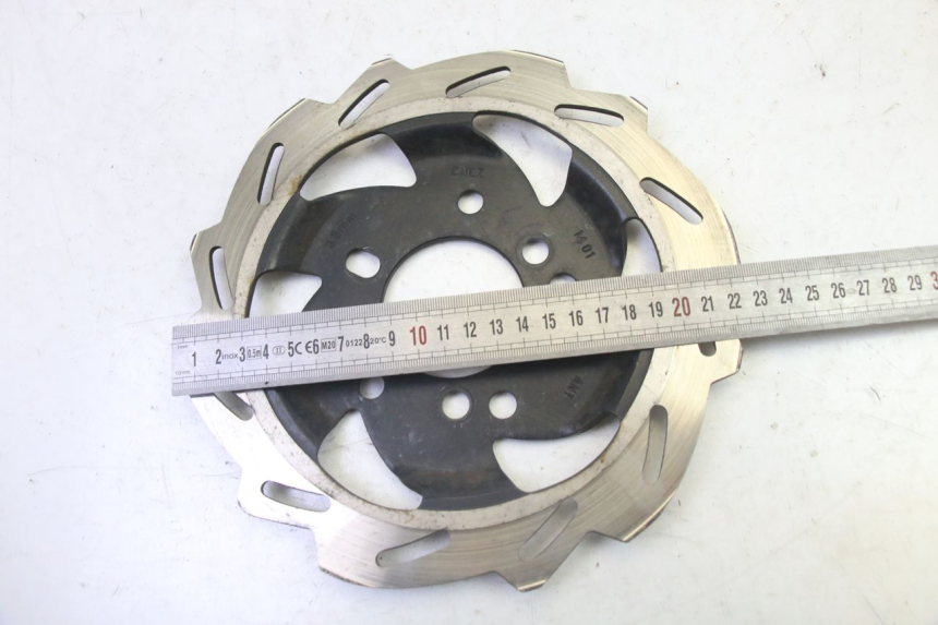 photo de VOORREMMESCHIJF SYM CROX 4T 50 (2016 - 2023) - Zoom op gebruiksstaat