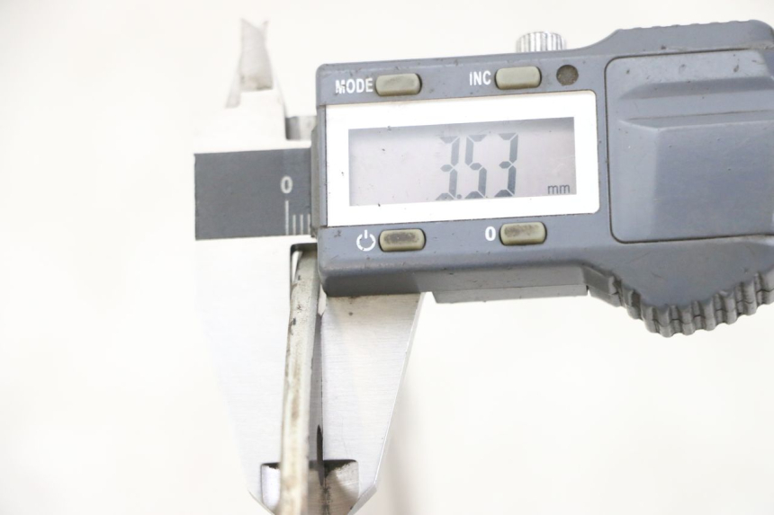 photo de VOORREM SCHIJF DAELIM BESBI 125 (2007 - 2008) - Zoom op gebruiksstaat