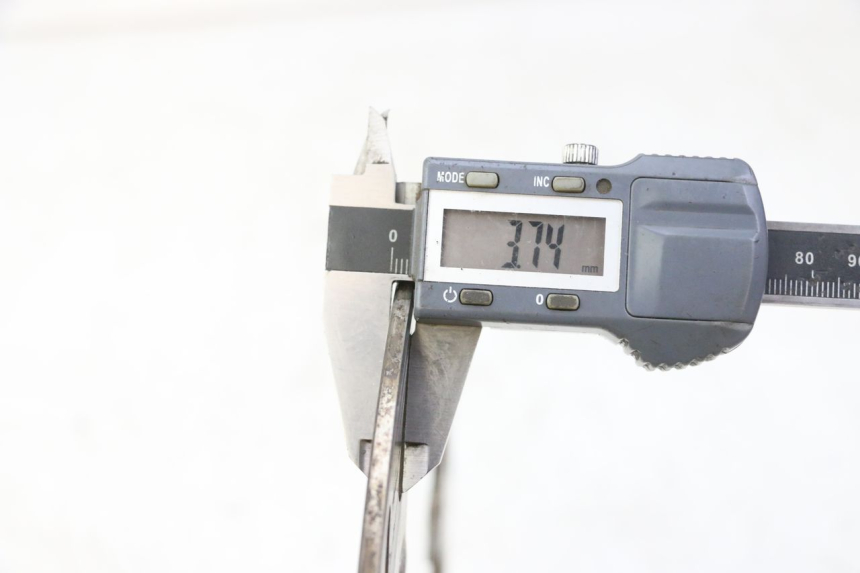 photo de VOORREMMESCHIJF APRILIA ETX 125 (1998 - 2002) - Zoom op gebruiksstaat