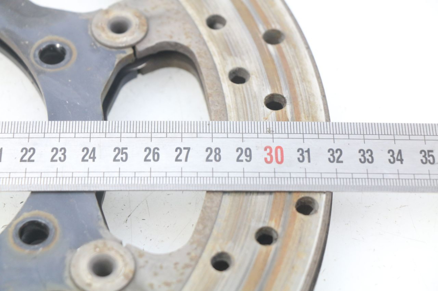 photo de VOORREM SCHIJF YAMAHA FJR ABS 1300 (2016 - 2020) - Detail van het onderdeel