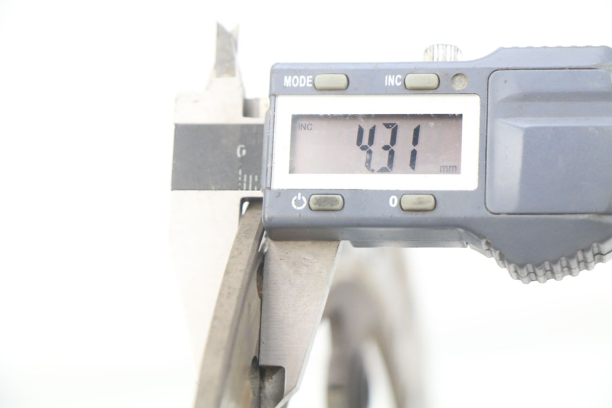 photo de VOORREM SCHIJF YAMAHA FJR ABS 1300 (2016 - 2020) - Kenmerkende details