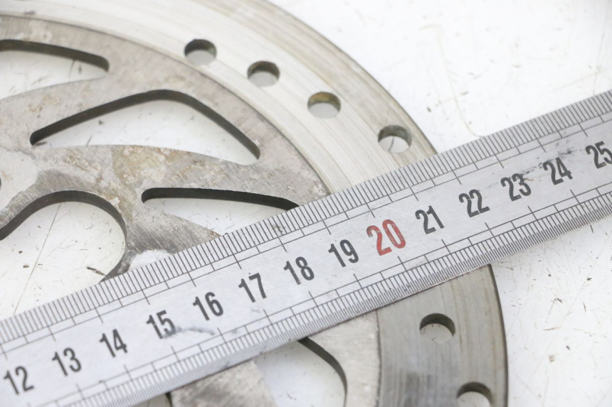 photo de VOORREM SCHIJF KYMCO GRAND DINK 125 (2008 - 2014) - Zoom op gebruiksstaat