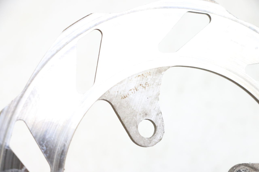 photo de VOORREM SCHIJF PEUGEOT LUDIX 50 (2005 - 2007) - Detail van het onderdeel