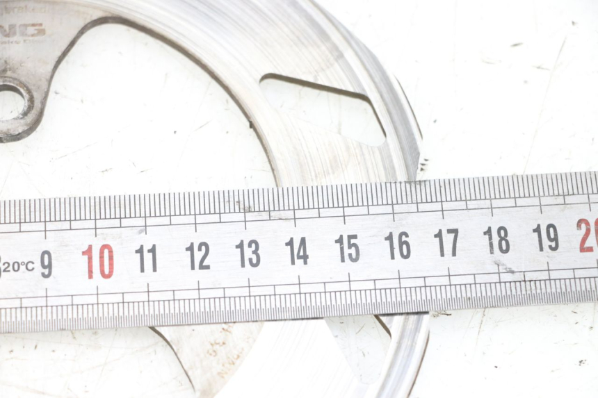 photo de VOORREM SCHIJF PEUGEOT LUDIX 50 (2005 - 2007) - Bevestigingspunten