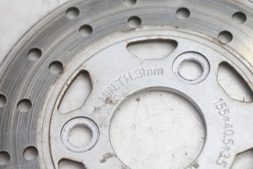 photo de VOORREM SCHIJF JM MOTORS OLDIES 4T 50 (2020 - 2026) - Technische close-up