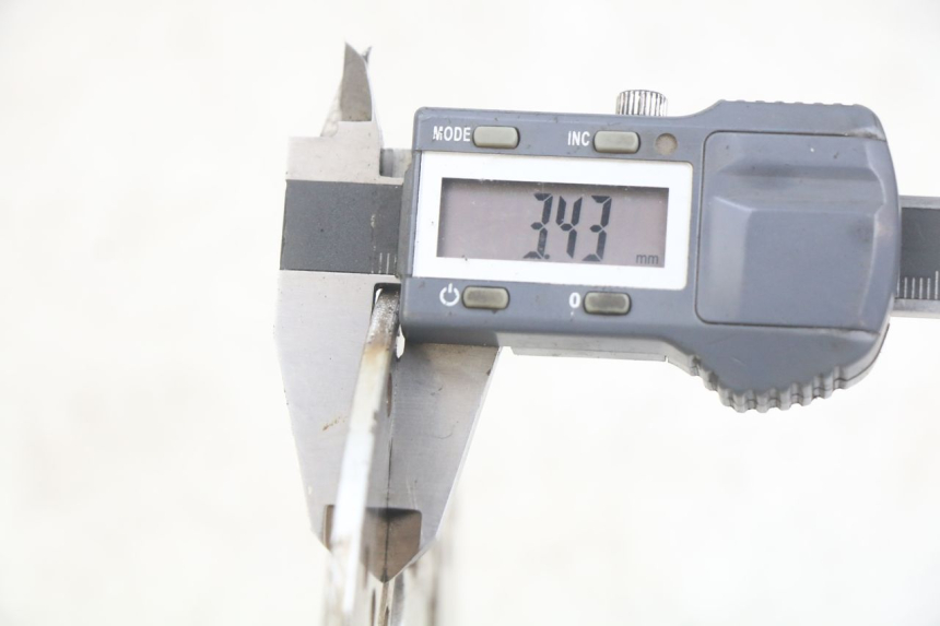 photo de VOORREM SCHIJF JM MOTORS OLDIES RS 4T 50 (2021 - 2024) - Andere kijkhoek