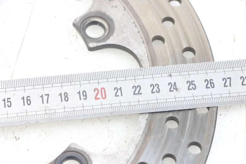 photo de VOORREMMESCHIJF YAMAHA XMAX X-MAX ABS 125 (2017 - 2020) - Zoom op gebruiksstaat