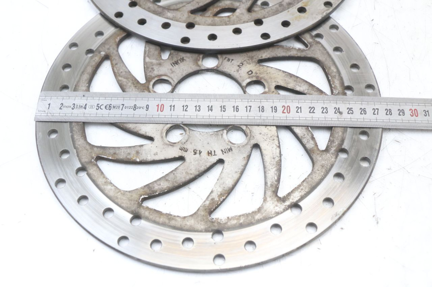 photo de VOORREM SCHIJF PIAGGIO X10 125 (2012 - 2017) - Zoom op gebruiksstaat