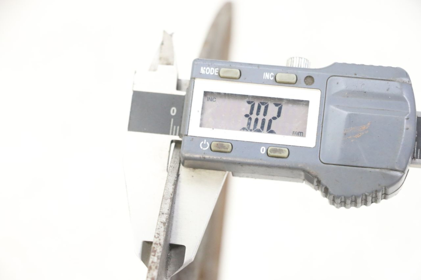 photo de ROLL LOCK REMSCHIJF PIAGGIO IE MP3 YOURBAN 300 (2011 - 2016) - Detail van het onderdeel