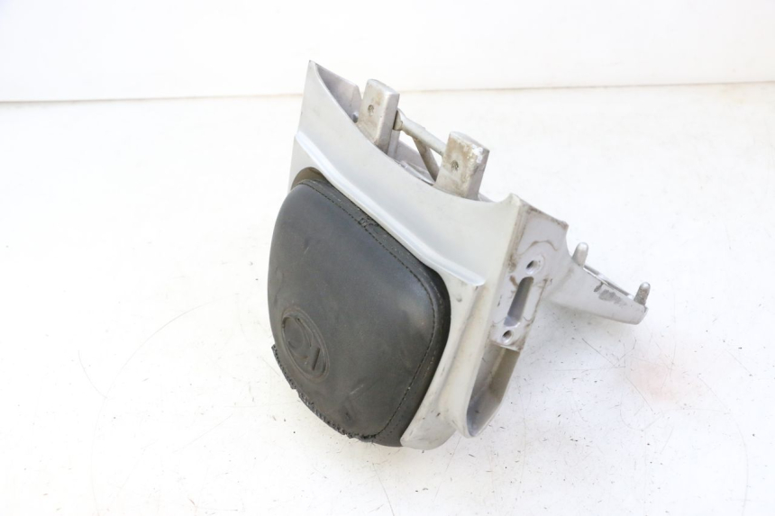 photo de RUGSTEUN KYMCO GRAND DINK 125 (2002 - 2007) - Detail van het onderdeel