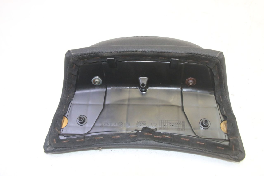 photo de RUGSTEUN PIAGGIO MP3 125 (2006 - 2014) - Overzicht