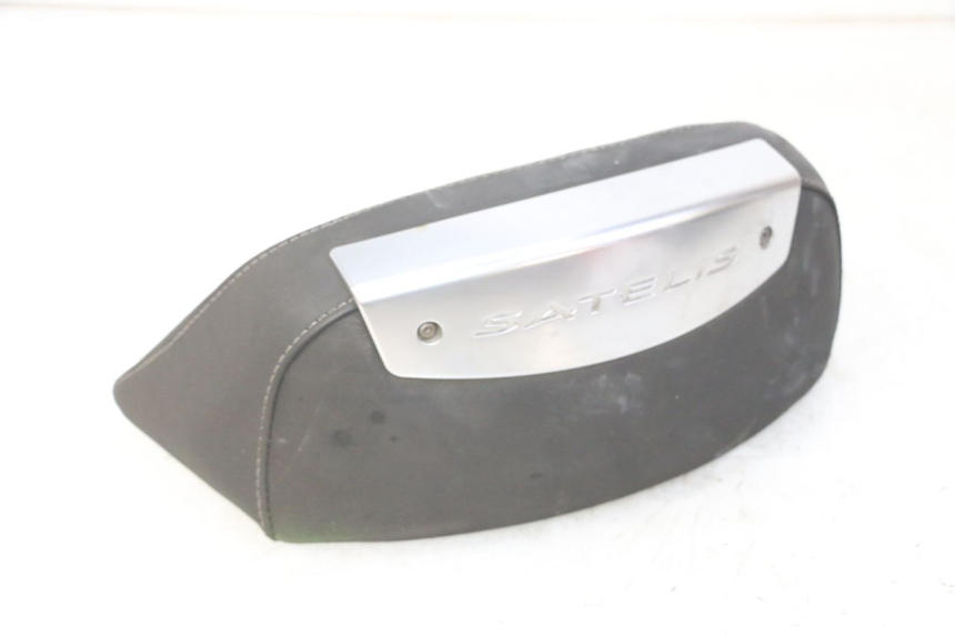 photo de RUGSTEUN PEUGEOT SATELIS 125 (2010 - 2012) - Bevestigingspunten