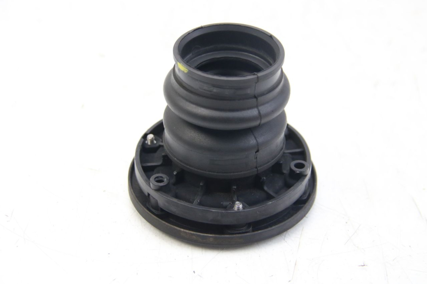 photo de BRANDSTOFSLANG PIAGGIO BEVERLY 125 (2010 - 2015) - Andere kijkhoek