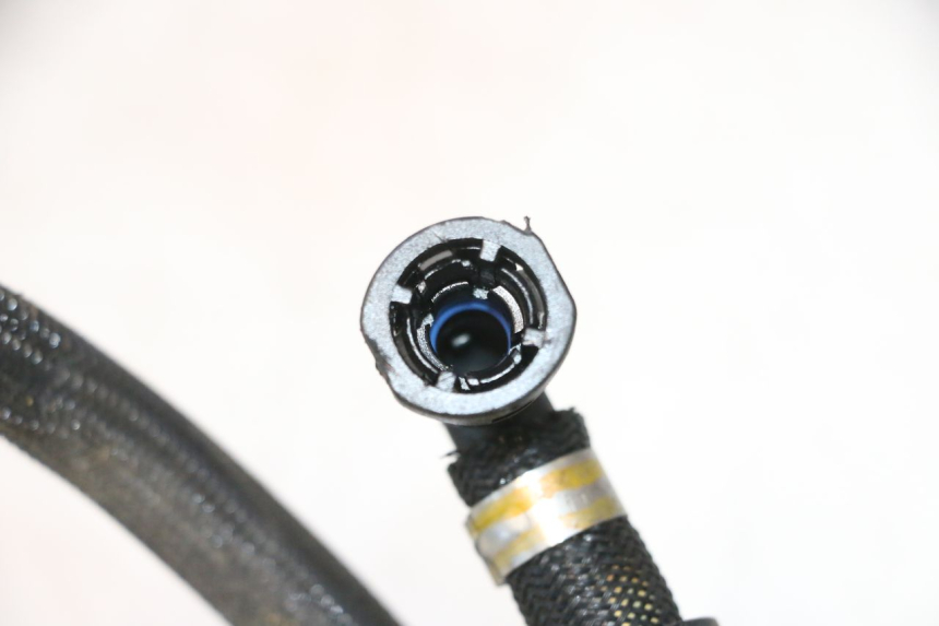 photo de INJECTORSLAANG PEUGEOT SATELIS 125 (2013 - 2018) - Detail van het onderdeel