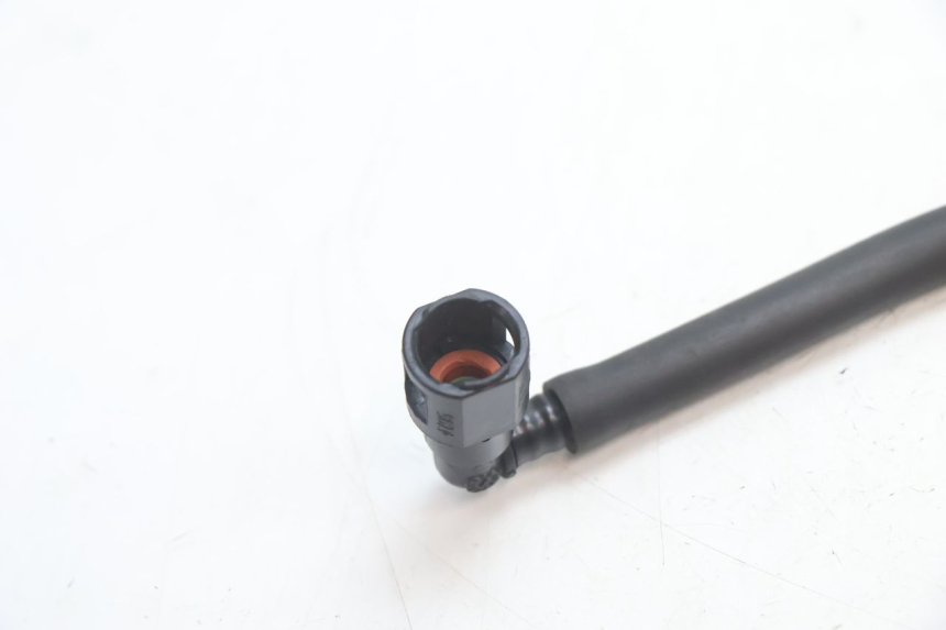 photo de INJECTORSLAANG SUZUKI SV S 650 (2003 - 2009) - Detail van het onderdeel