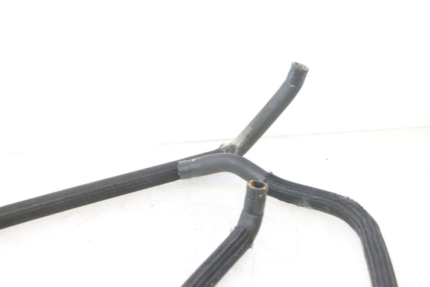 photo de RADIATEURSLANG SUZUKI BURGMAN 125 (2007 - 2014) - Detail van het onderdeel