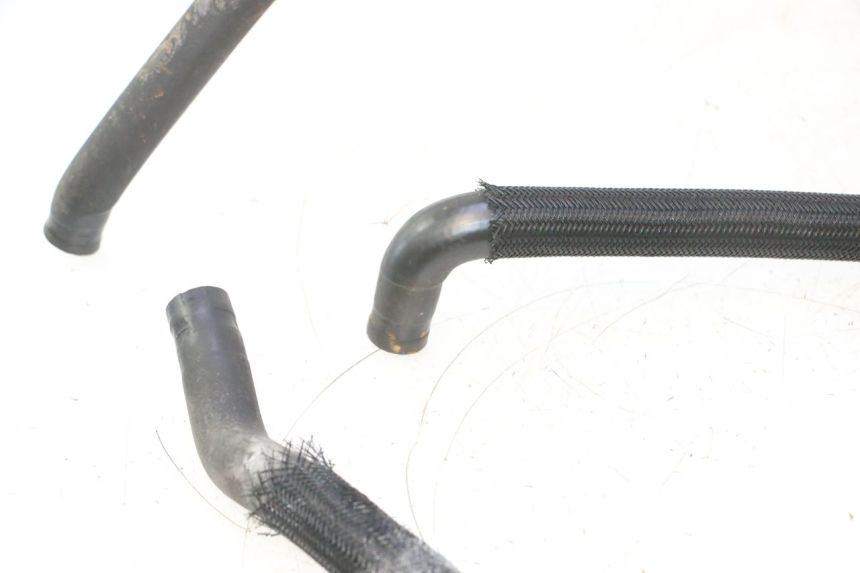 photo de RADIATEURSLANG SUZUKI BURGMAN 125 (2007 - 2014) - Bevestigingspunten
