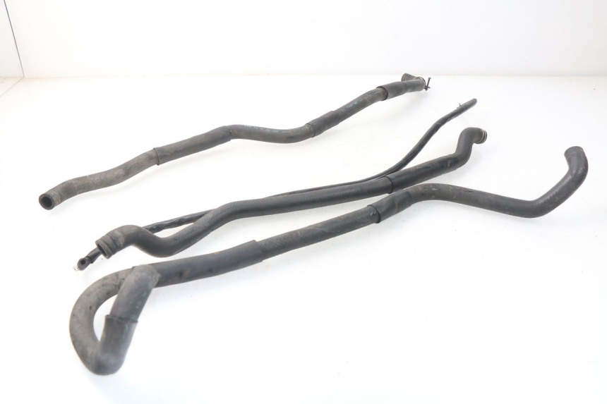 photo de RADIATEURSLANG KYMCO DINK STREET 125 (2009 - 2014) - Detail van het onderdeel