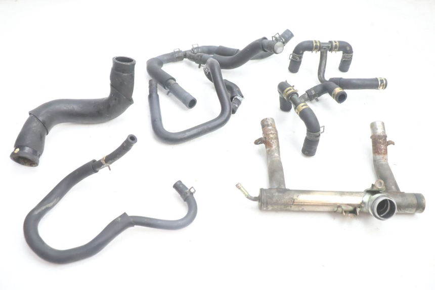 photo de RADIATORSLANG YAMAHA FJR 1300 (2001 - 2005) - Detail van het onderdeel