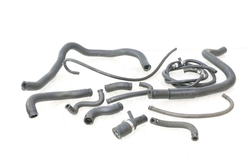 photo de RADIATEURSLANG HONDA FJS SILVER WING SILVERWING 400 (2005 - 2008) - Hoofdaanzicht