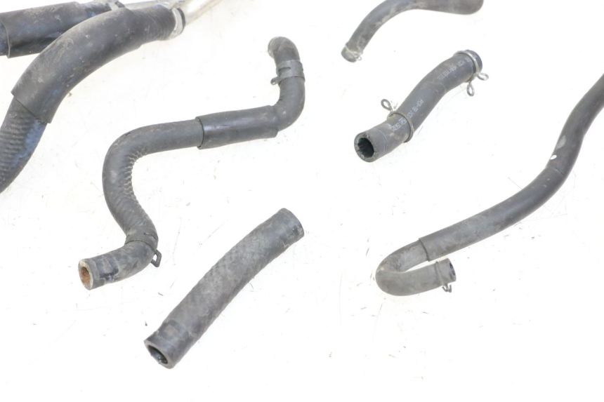 photo de RADIATEURSLANG HONDA FORZA ABS 300 (2013 - 2017) - Bevestigingspunten