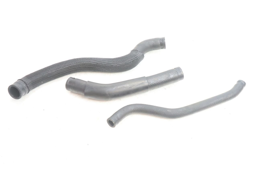 photo de RADIATEURSLANG YAMAHA FZ8 800 (2010 - 2016) - Detail van het onderdeel