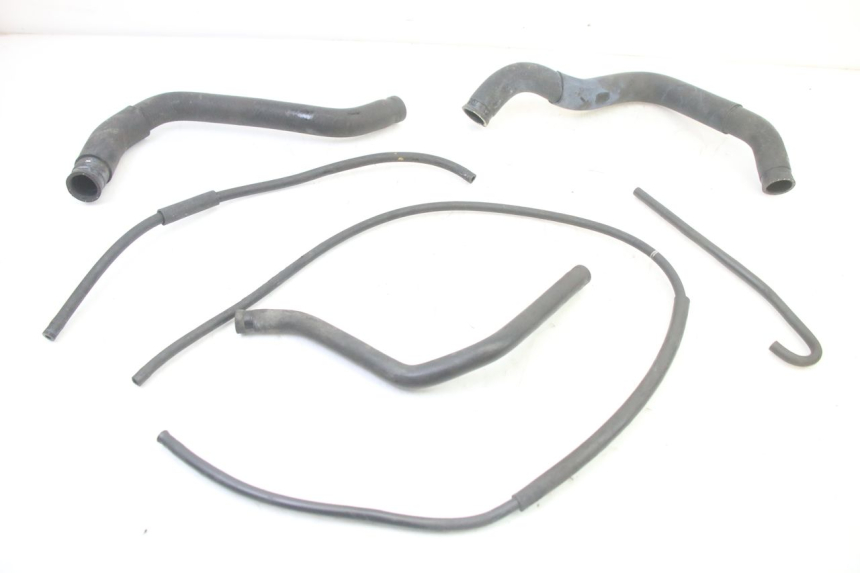 photo de RADIATEURSLANG SUZUKI GSR 750 (2011 - 2017) - Hoofdaanzicht