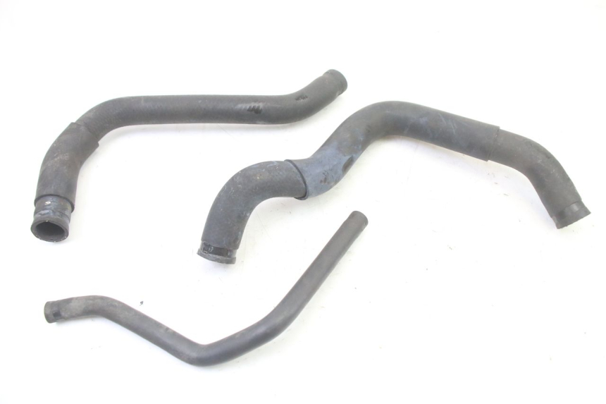 photo de RADIATEURSLANG SUZUKI GSR 750 (2011 - 2017) - Zoom op gebruiksstaat