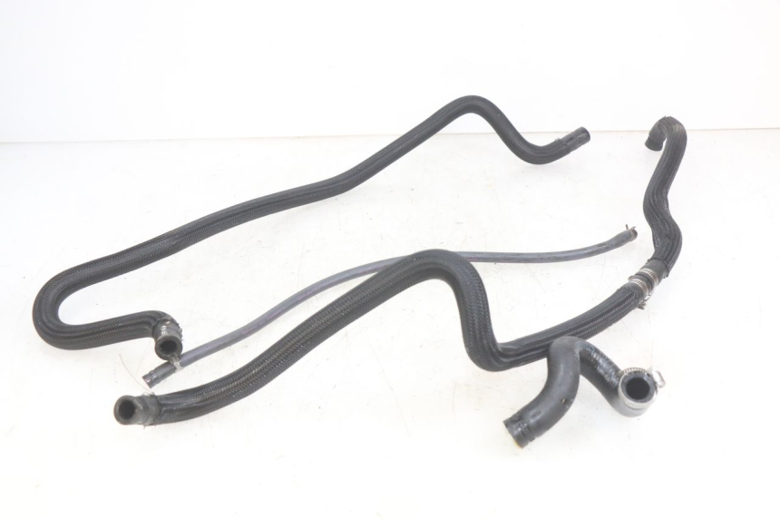 photo de RADIATEURSLANG SYM GTS EFI 125 (2012 - 2016) - Detail van het onderdeel