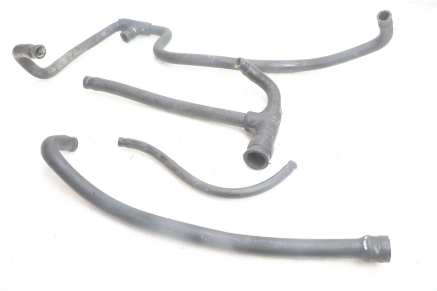 photo de RADIATEURSLANG APRILIA SCARABEO GT 125 (1999 - 2007) - Detail van het onderdeel