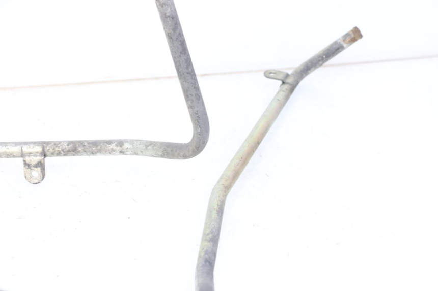 photo de RADIATEURSLANG SUZUKI SIXTEEN 125 (2008 - 2010) - Technische close-up