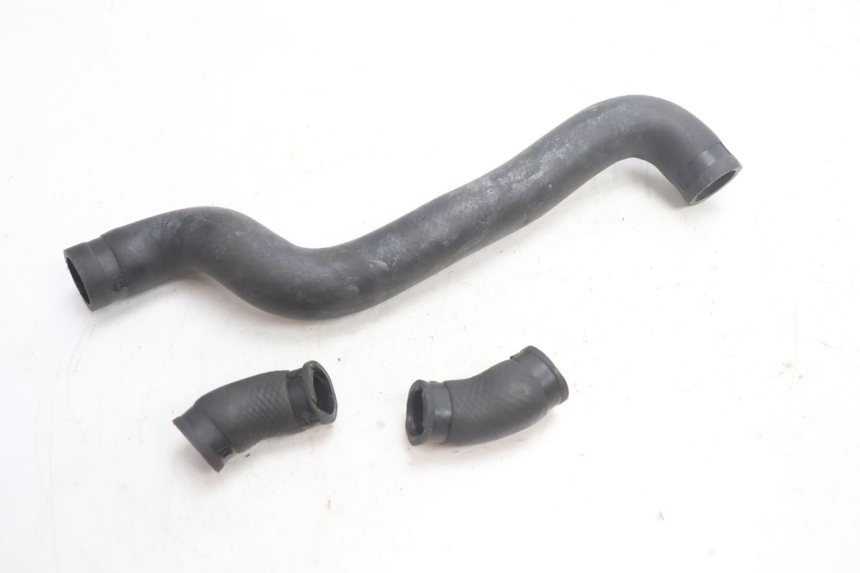 photo de RADIATEURSLANG SUZUKI SV S 650 (2003 - 2009) - Detail van het onderdeel