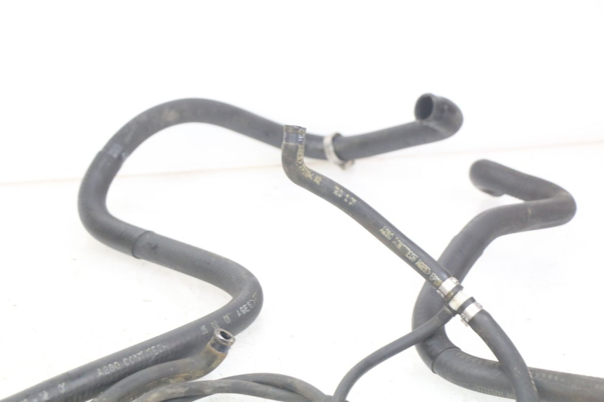 photo de RADIATEURSLANG PIAGGIO X9 125 (2000 - 2003) - Detail van het onderdeel