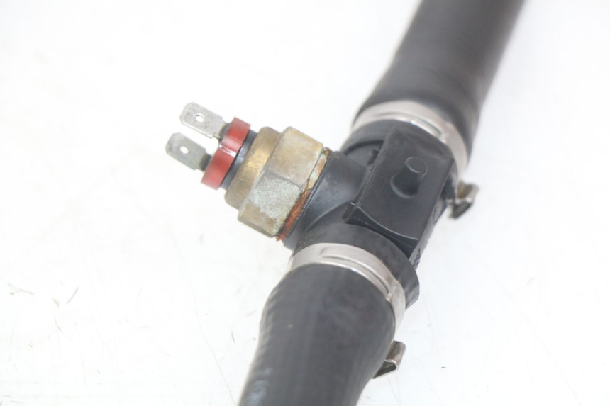 photo de RADIATEURSLANG PIAGGIO XEVO - X EVO 125 (2007 - 2017) - Detail van het onderdeel