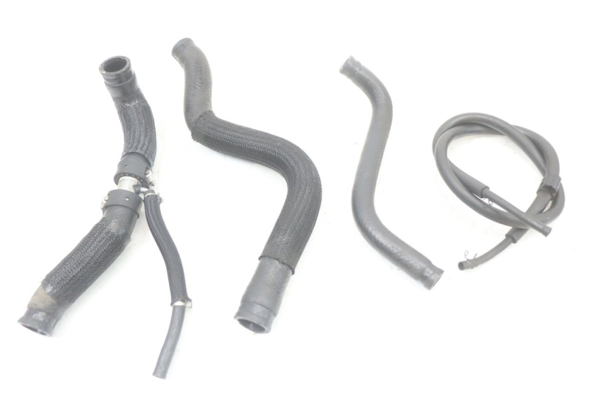 photo de RADIATEURSLANG YAMAHA XJ6 ABS 600 (2008 - 2016) - Detail van het onderdeel