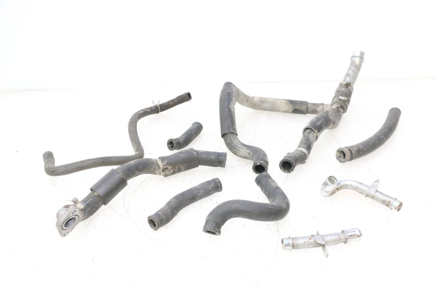 photo de RADIATORSLANG HONDA XRV AFRICA TWIN 750 (1990 - 1992) - Bevestigingspunten