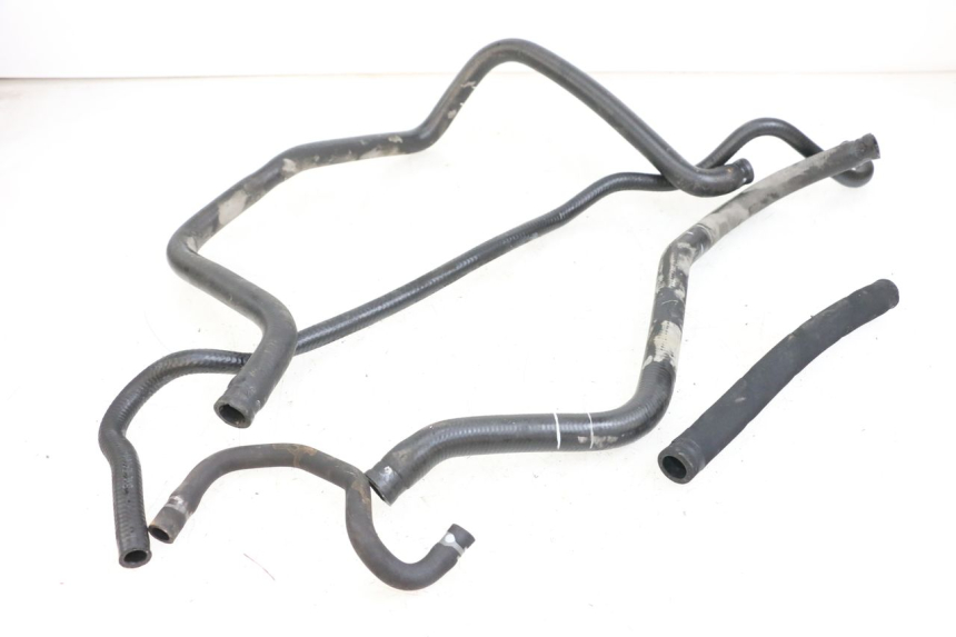 photo de RADIATEURSLANG YAMAHA YP MAJESTY 125 (2002 - 2006) - Detail van het onderdeel