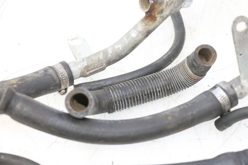 photo de RADIATEURSLANG YAMAHA YP MAJESTY 125 (1998 - 2001) - Detail van het onderdeel