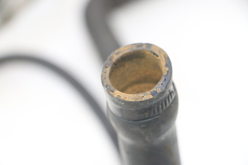 photo de RADIATEURSLANG YAMAHA YP MAJESTY 125 (1998 - 2001) - Zoom op gebruiksstaat