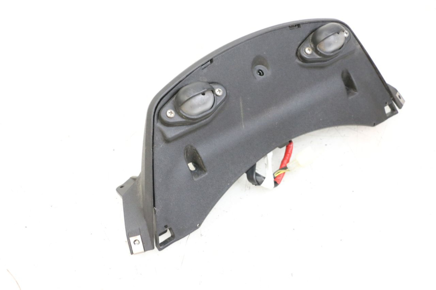 photo de Kentekenverlichting PIAGGIO MP3 HPE 350 (2018 - 2020) - Detail van het onderdeel